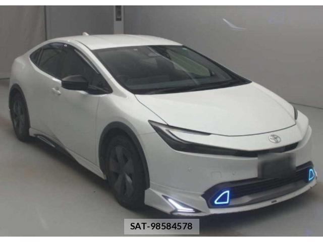 Toyota PRIUS 2024-09 8328631-0