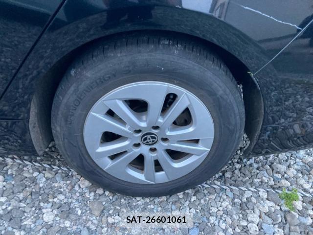 Toyota PRIUS 2017-11 8328893-3