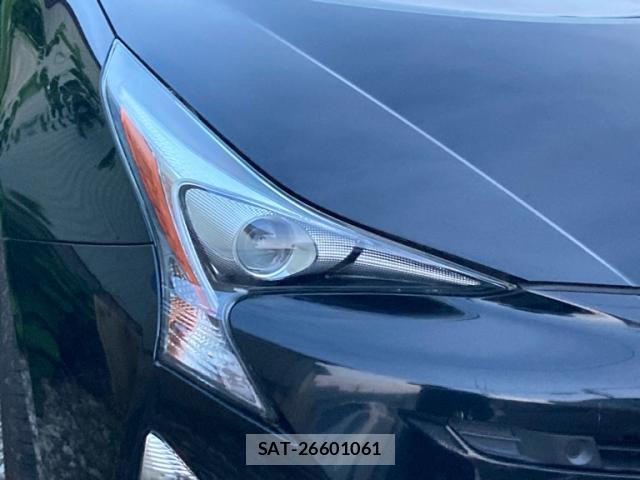 Toyota PRIUS 2017-11 8328893-7