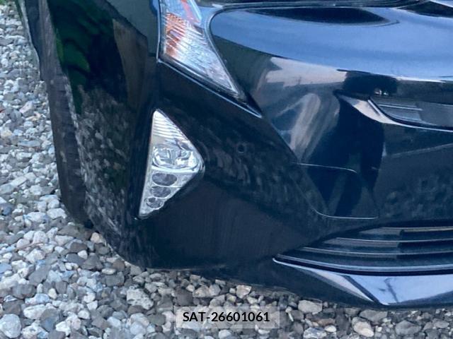 Toyota PRIUS 2017-11 8328893-8