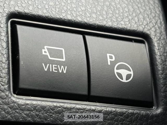 Toyota PRIUS 2023-03 8328925-9