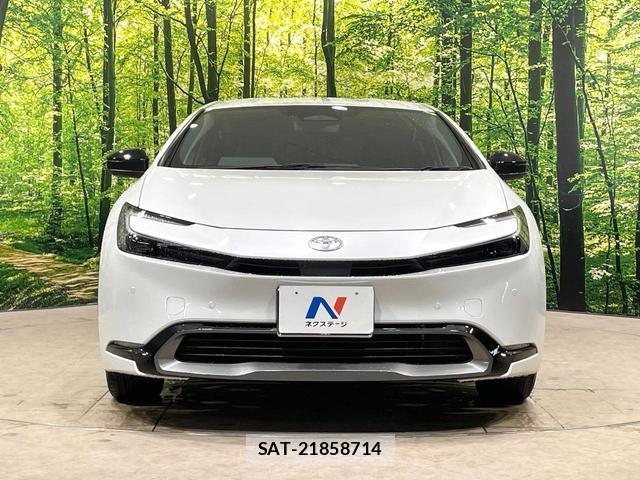 Toyota PRIUS 2023-06 8329052-13