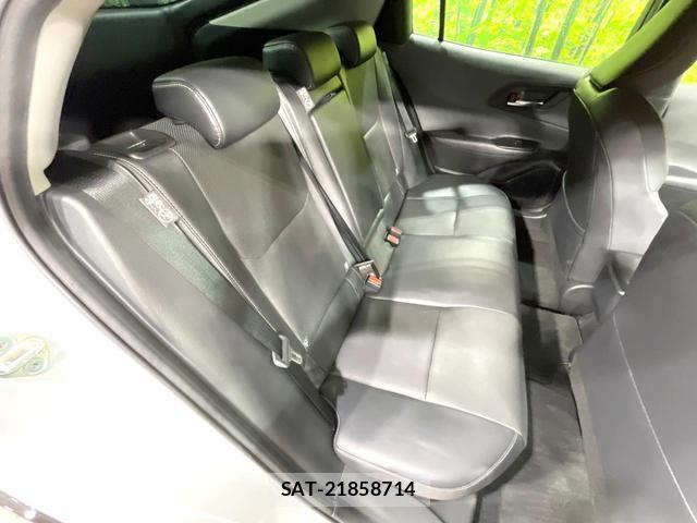 Toyota PRIUS 2023-06 8329052-8