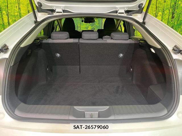 Toyota PRIUS 2025-04 8329166-9