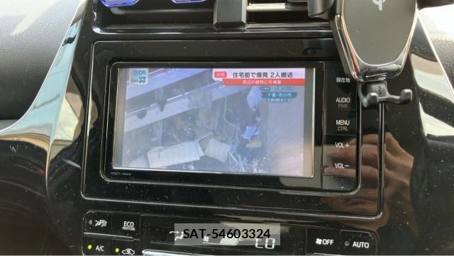 Toyota PRIUS 2016-08 8329261-4