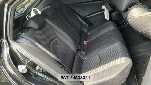 Toyota PRIUS 2016-08 8329261-6
