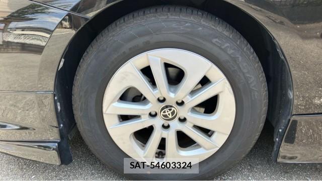 Toyota PRIUS 2016-08 8329261-8