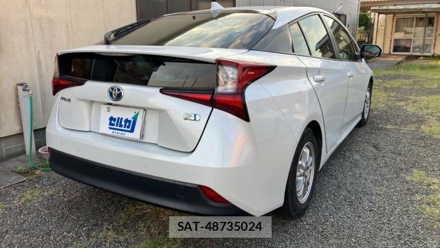 Toyota PRIUS 2022-04 8329264-12
