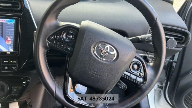 Toyota PRIUS 2022-04 8329264-16