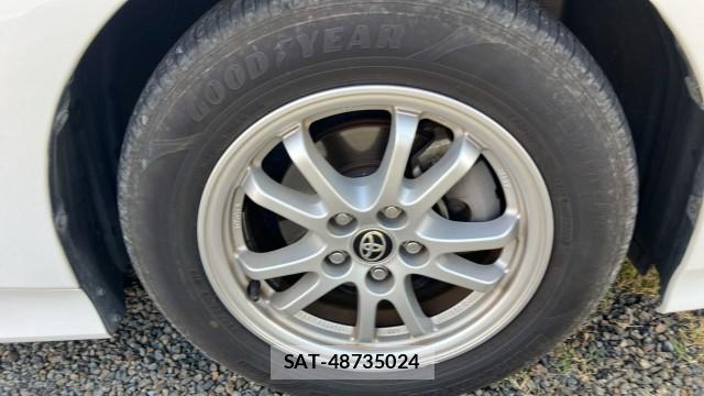 Toyota PRIUS 2022-04 8329264-8