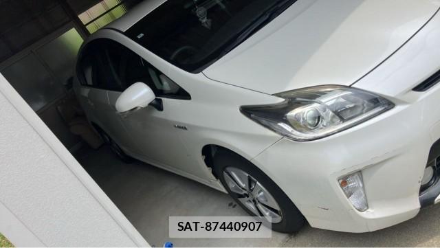 Toyota PRIUS 2015-02 8329306-3