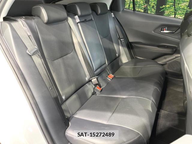 Toyota PRIUS 2023-04 8329392-8