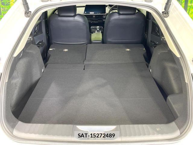 Toyota PRIUS 2023-04 8329392-9