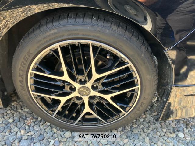 Toyota PRIUS 2016-10 8329399-5