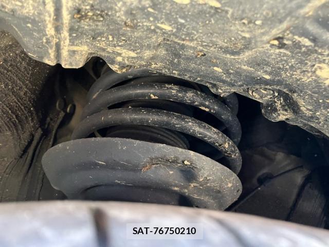 Toyota PRIUS 2016-10 8329399-7