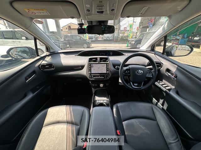 Toyota PRIUS 2022-11 8329652-14
