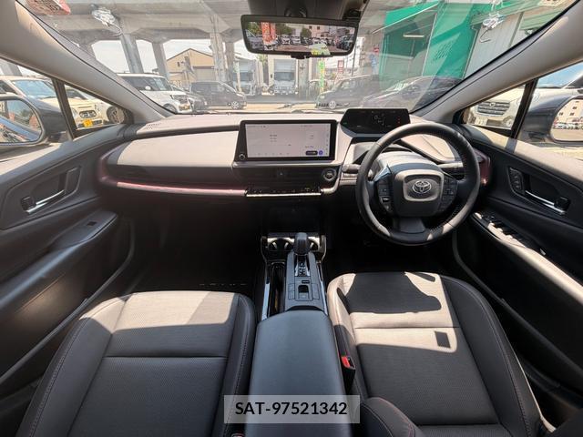 Toyota PRIUS 2025-10 8329653-14