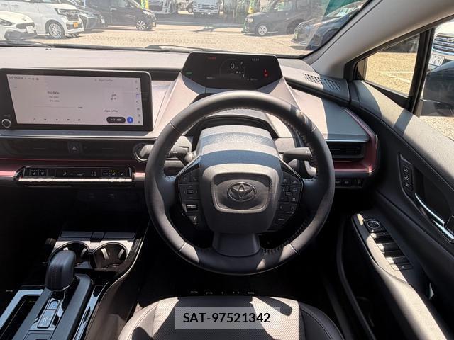 Toyota PRIUS 2025-10 8329653-15