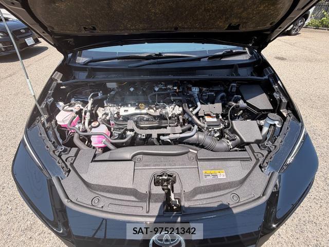 Toyota PRIUS 2025-10 8329653-16