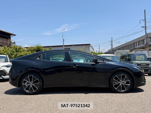 Toyota PRIUS 2025-10 8329653-3