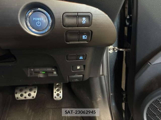 Toyota PRIUS 2021-12 8329680-7