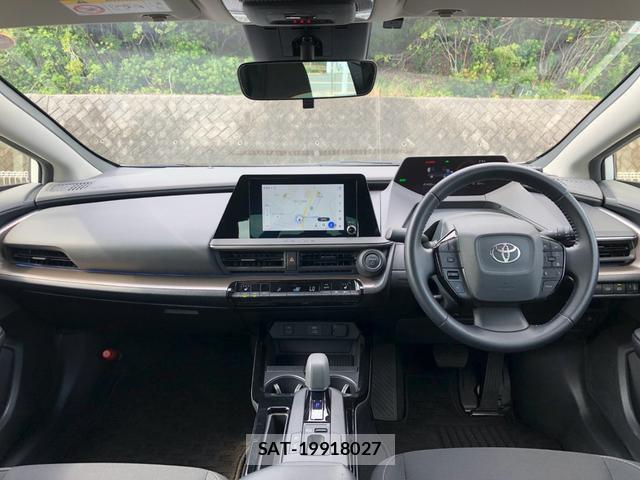 Toyota PRIUS 2023-06 8329688-1