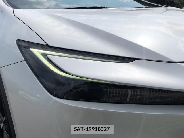 Toyota PRIUS 2023-06 8329688-19