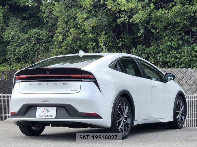 Toyota PRIUS 2023-06 8329688-3