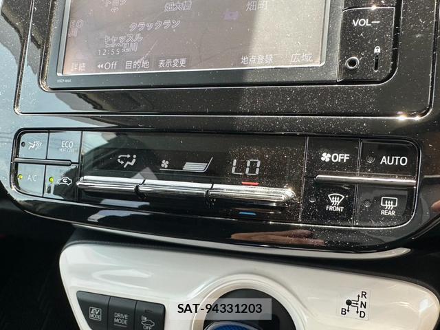Toyota PRIUS 2016-03 8329717-10