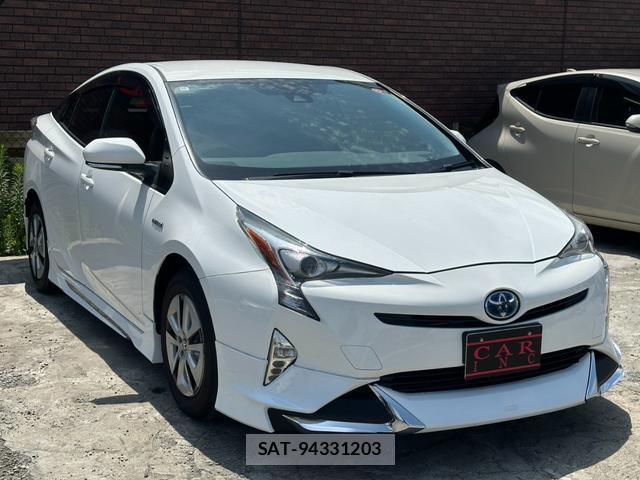 Toyota PRIUS 2016-03 8329717-14