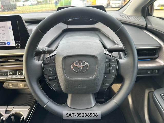 Toyota PRIUS 2023-06 8329722-3