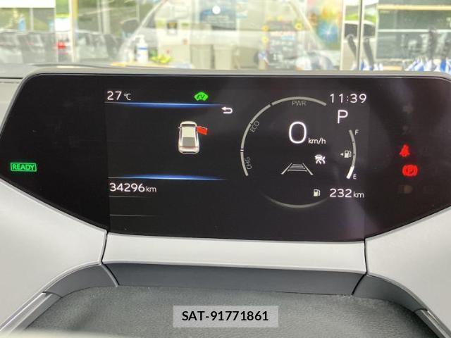 Toyota PRIUS 2023-08 8329815-13