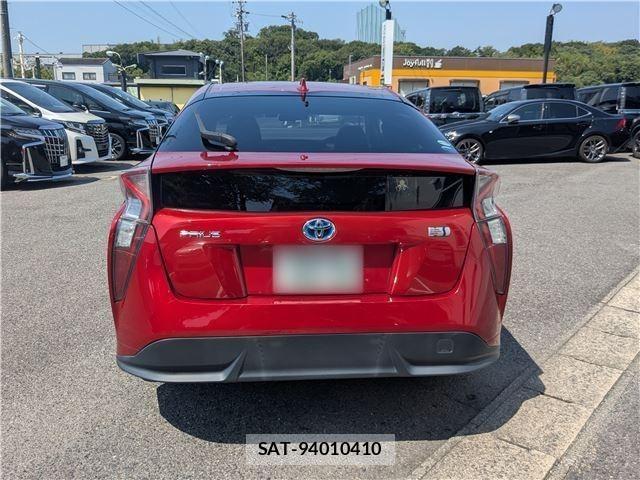 Toyota PRIUS 2018-05 8329829-5