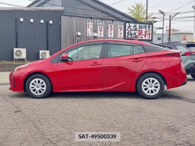 Toyota PRIUS 2022-02 8329894-10