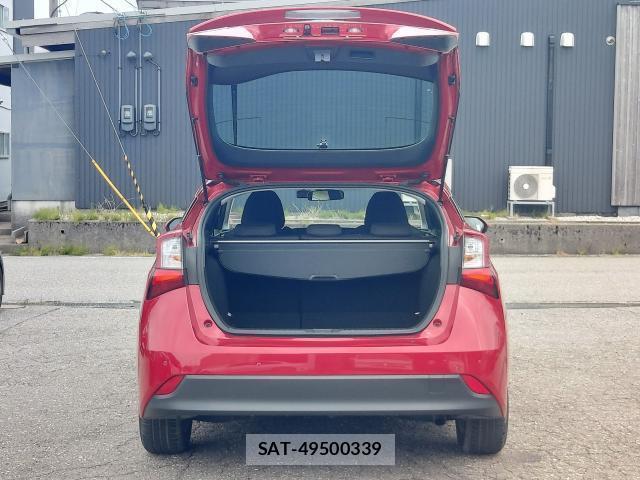 Toyota PRIUS 2022-02 8329894-18