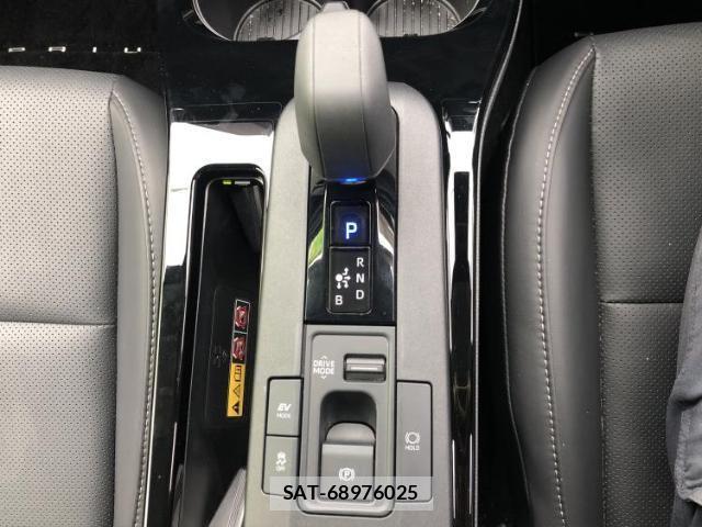 Toyota PRIUS 2025-04 8329963-17