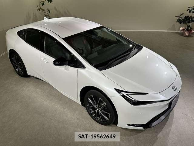 Toyota PRIUS 2023-06 8330200-11