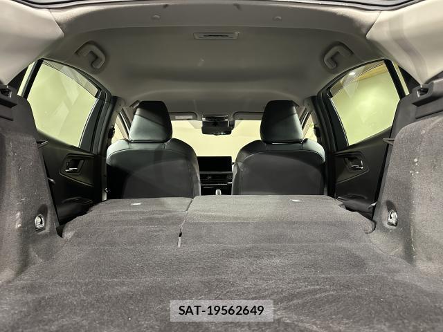 Toyota PRIUS 2023-06 8330200-16