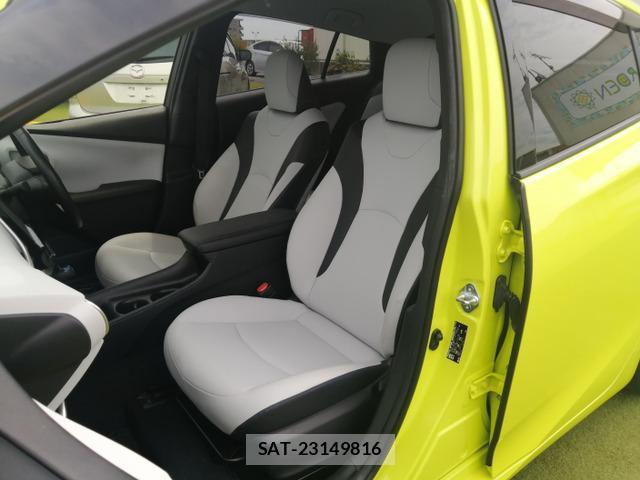 Toyota PRIUS 2016-03 8330315-12