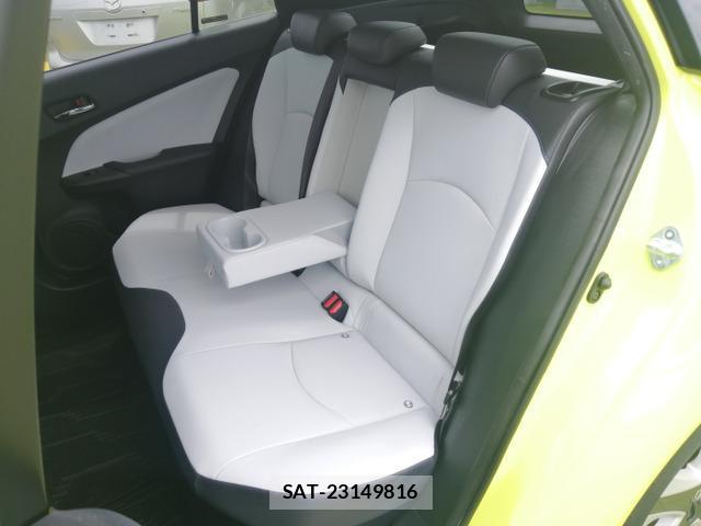 Toyota PRIUS 2016-03 8330315-13