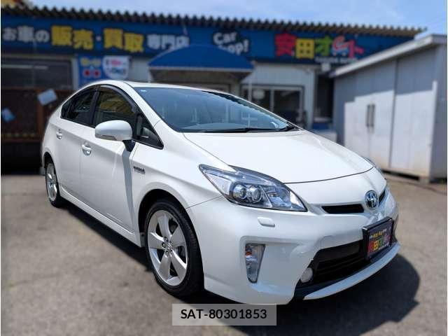 Toyota PRIUS 2012-07 8330334-10