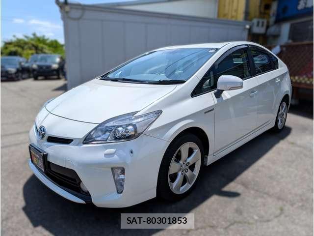 Toyota PRIUS 2012-07 8330334-19