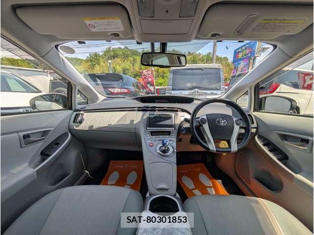 Toyota PRIUS 2012-07 8330334-2