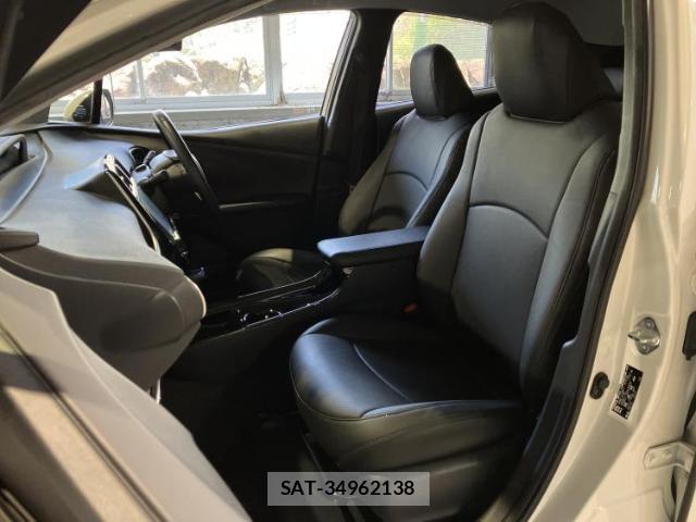 Toyota PRIUS 2018-02 8330401-5