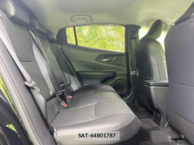 Toyota PRIUS 2023-10 8330457-4