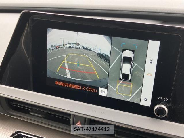 Toyota PRIUS 2023-11 8330485-12
