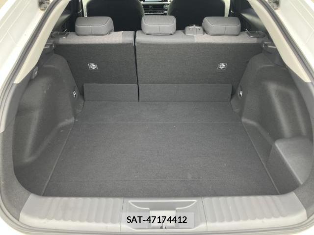 Toyota PRIUS 2023-11 8330485-7