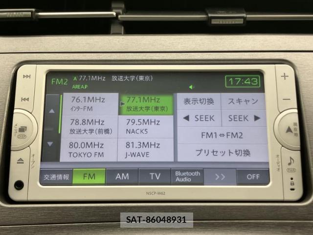 Toyota PRIUS 2014-05 8330546-10