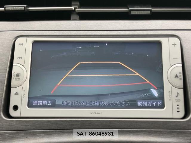 Toyota PRIUS 2014-05 8330546-11