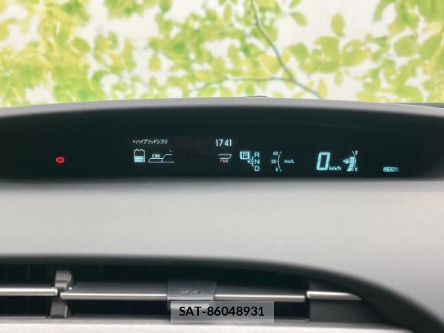 Toyota PRIUS 2014-05 8330546-13